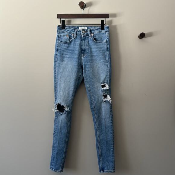 LEVIS 721 HIGH RISE SKINNY DISTRESSED TRUE JEANS SIZE 27 - Picture 2 of 6